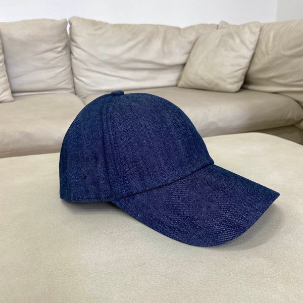 

baseball cap desingers ball caps manempty embroidery sun hats fashion leisure design sunscreen pretty handsome hat stylish and minimalist co, Blue;gray