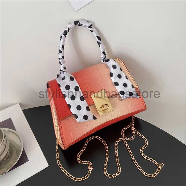 

silk scarf gradual handheld 2023 autumn/winter new texture foreign style one shoulder chain small square bagstylishhandbagsstore