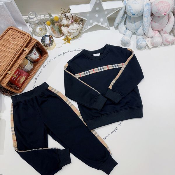 

black color designer kids clothing sets pullover with long pants two pieces sets brand boys sports tracksuits 2023fw autumn children hoodies, White