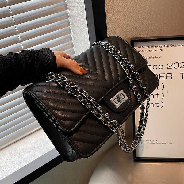 

fashion classic chain crossbody bag ladies small square bag 0809