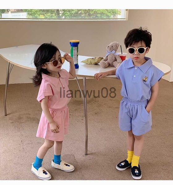 

clothing sets 2023 korean summer children sibling look clothes set cotton solid embroidery bear shorts suit turn down collar polo outfits x0, White