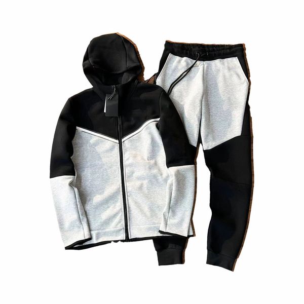 

in the spring of 2023, the couple's cotton knitted zipper leisure sports tide brand suit for men and women sweater suit is black and wh, Gray