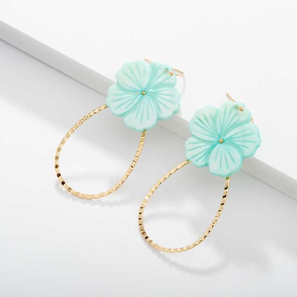 

charm multicolor natural shell flower earrings for women metal water pendant earrings simple new design women jewelry wholesale r230804, Golden