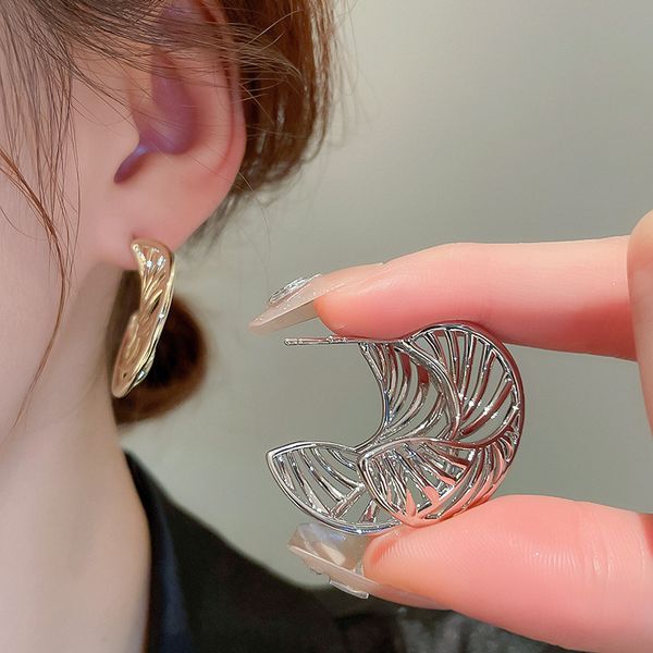 

afshor new design irregular metal hollow crescent earrings c-shaped cool style earring for women girl senior jewelry accessories, Golden