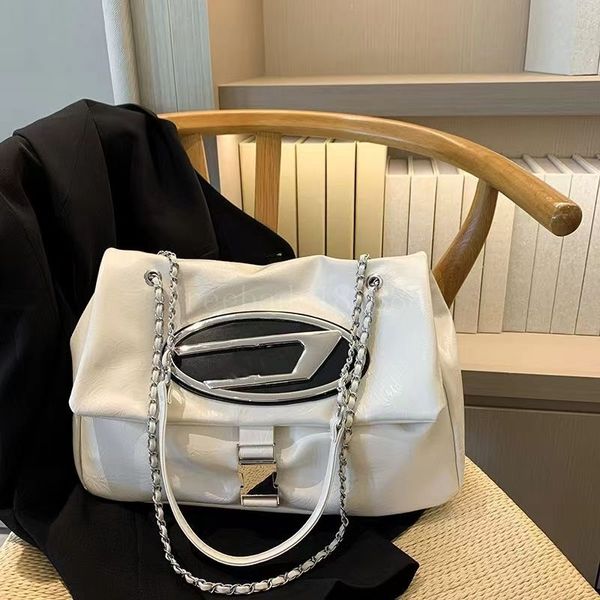 

luxury senior underarm bag designer fashion large capacity handbag crossbody bag tote bag soft leather chain stray purse handbags