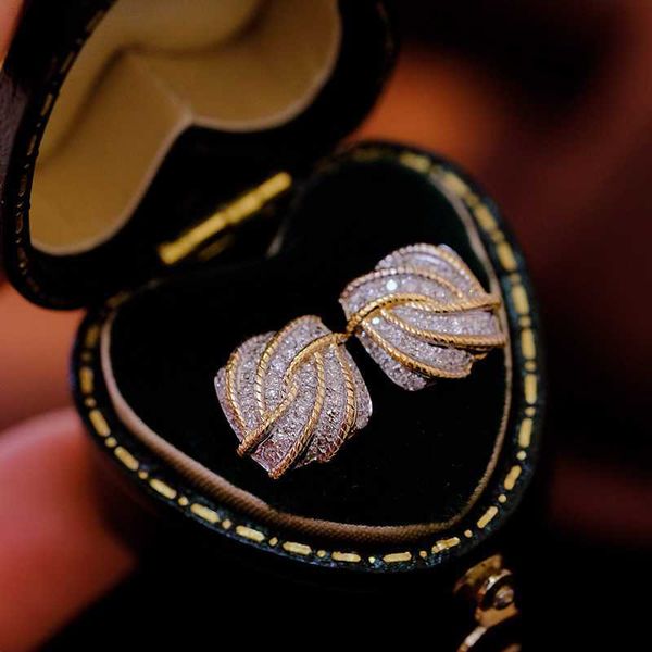 

0.38ct natural diamond cluster paved 2 tones studs 18k solid gold latest full wholesale, Golden