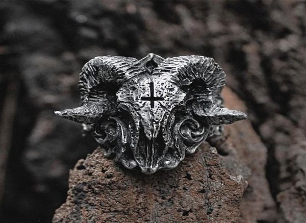 

cluster rings unique punk gothic satanic demon skull ring men biker jewelry gift animal finger trendy female male engagement party9688872, Golden;silver
