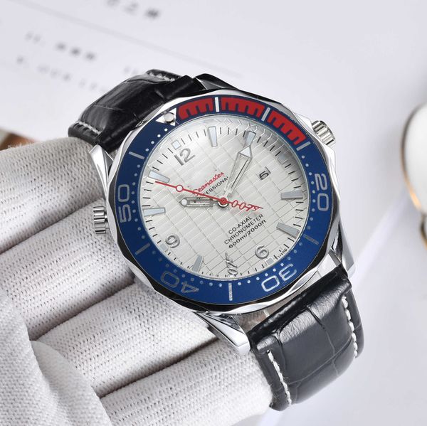 

watches quartz watch oujia bond 007 belt three pin men's, Silver