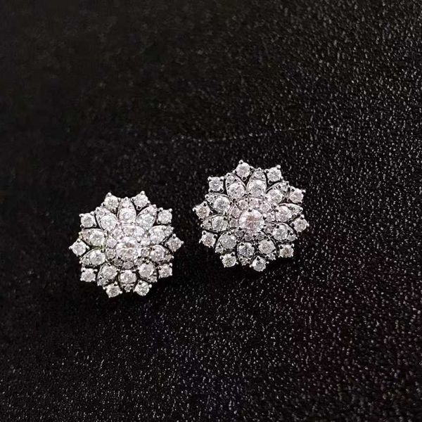 

18k pure gold 11mm 0.9ct natural diamond studs wedding accessories round ear stud, Golden