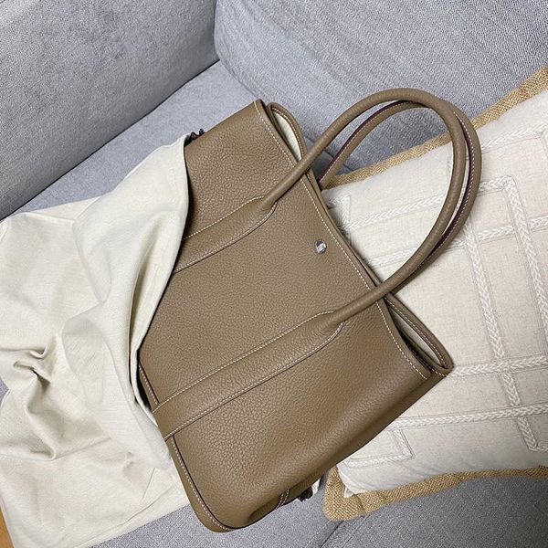 

original edition h ermes party garden tote bags luxury designer online store bag 2023 new layer cowhide garden bag womens leather one sh wit