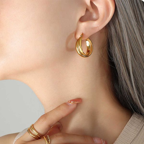 

charm new trendy geometric twisted hoop earrings fashion gold color big round circle earrings for women hiphop jewelry gift r230804, Golden