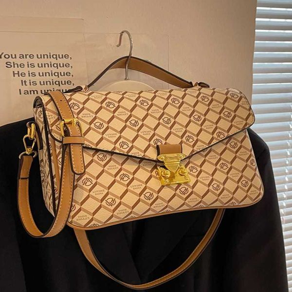 

spring and summer new new women's bags senior sense of fashion crossbody bag ladies small square bag 0809