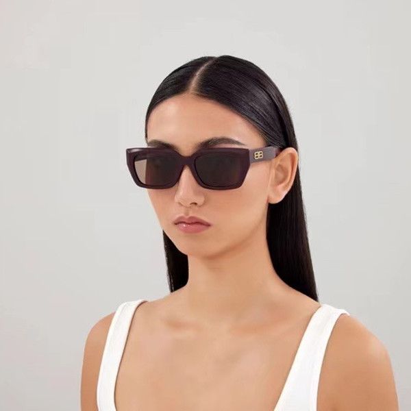 

special glasses or glasses, sunglasses accessories, White;black