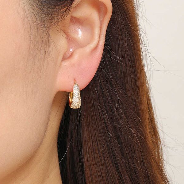 

charm new classic zircon smooth metal hoop earrings for woman fashion ladies luxury jewelry temperament girl's daily wear earrings r230, Golden