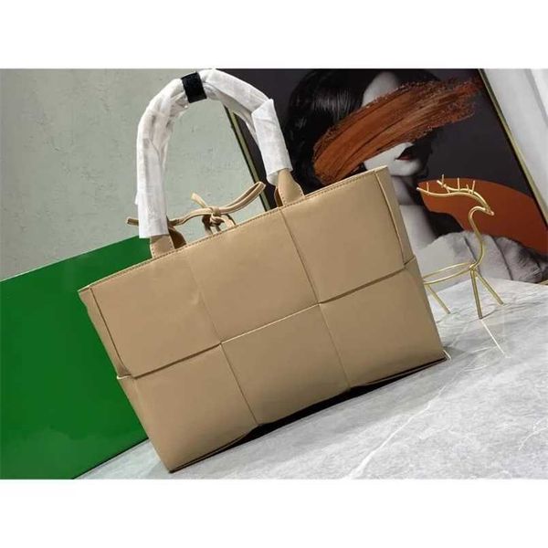 

aa totes designer bottegasvenetas arco bags woven a totes fashion purse women withwu