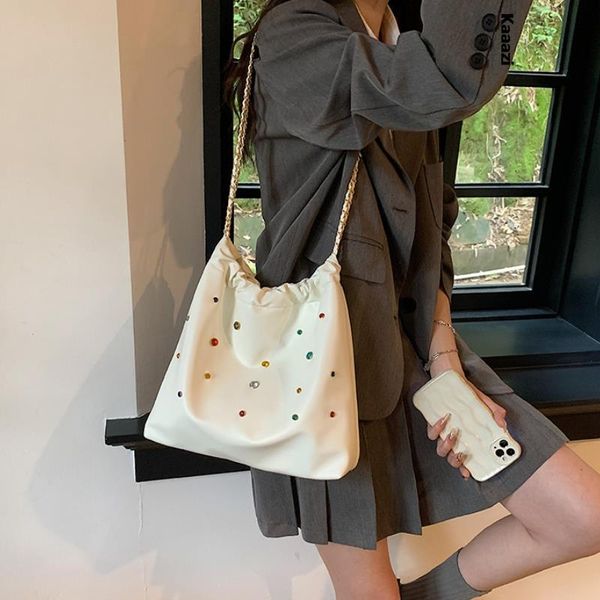 

evening bags ladies underarm shoulder metal chain luxury trendy tote crossbody casuals large capacity simple handbag versatile 230803