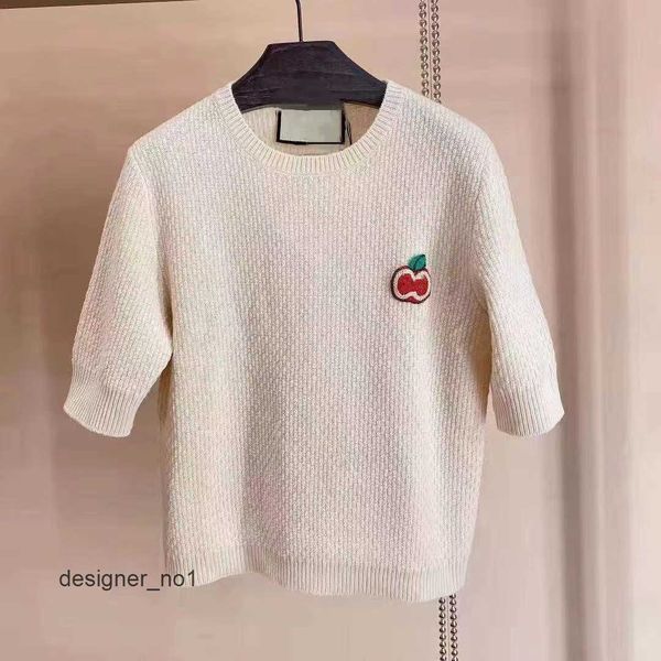 

designer 2023g women's apple embroidery tee fashion crew neck knit short sleeve #039;'gg''kowz, White