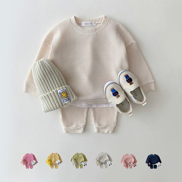 

clothing sets korean baby cotton kintting clothing sets mock twopiece waffle cotton kids boys girls clothes sets tracksuit pants 230803, White