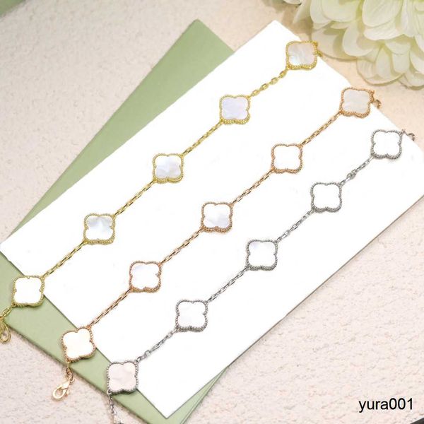 

4a lady designer charm clover bracelets designer bangles jewelry dance party women superior quality, Golden;silver