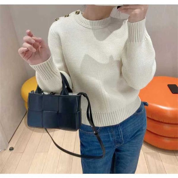 

aa totes designer bottegasvenetas arco bags woven a totes fashion woven bucket large designer capacity luxury one shoulderffnv