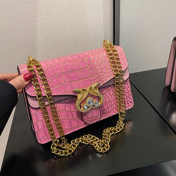 

wholesale ladies shoulder bags 7 colors elegant atmospheric pressure flower leather handbags foreign crocodile chain bag this year's po