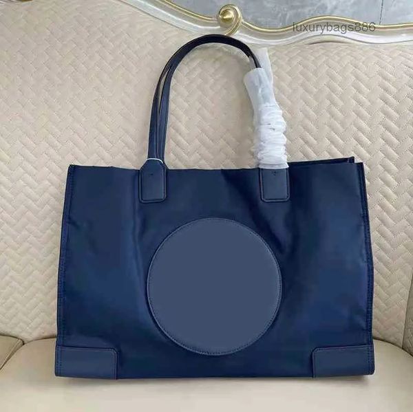 

2 sizes totes designer tote bag women handbag nylon handbags classic solid color large volume shopping purse shoulder bags 220907 luxurybags