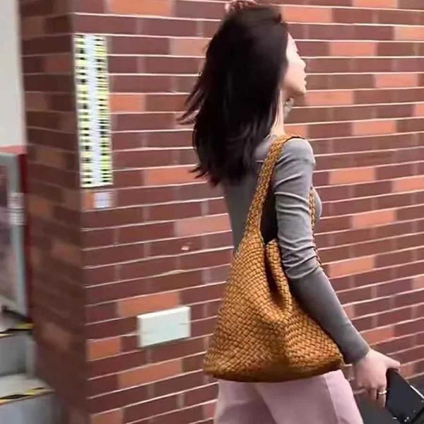 

abottegas tote bag vneta jodie mini teen intrecciato designer design handmade woven bags for women cabbage baskets one shoulder commuting