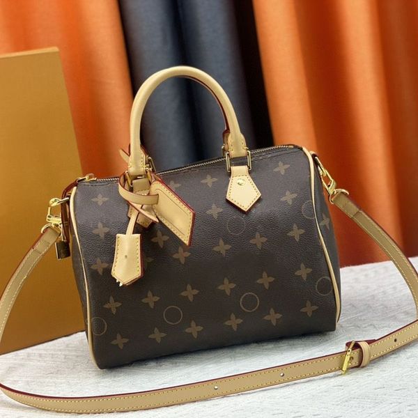 

womens pillow bag vintage leather shoulder bag waterproof tote bag classic printing crossbody bag portable m24424 m24423 m24426 size 25*19*1