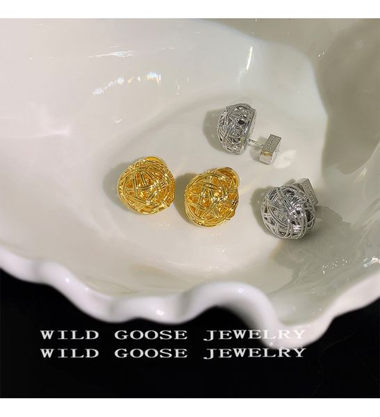 

jewelry women's earrings fashion designer earrings gold and silver 2-color hollow ball design fashion earrings luxury men's and wo, Golden;silver