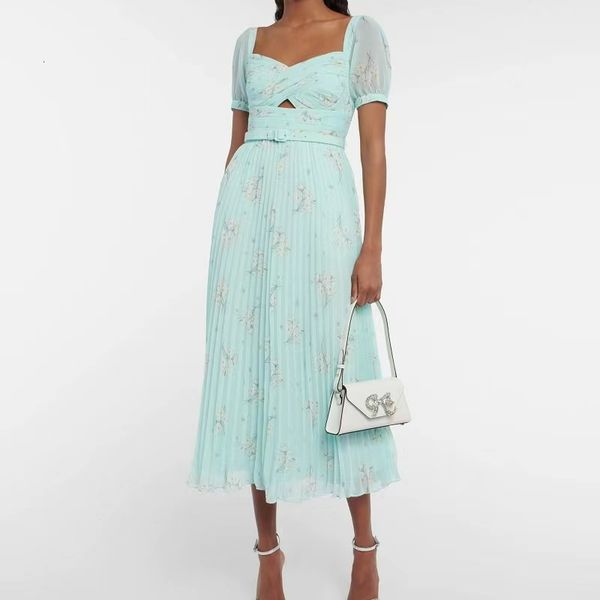 

urban dresses 2023 spring and summer women pastoral style floral pleated long green chiffon print dress 230804, White;black