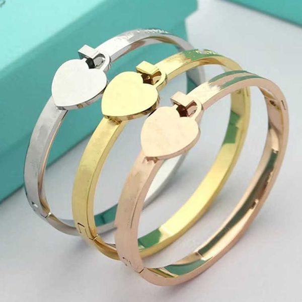 

high version t titanium steel jewelry love bracelet peach heart silver gold rose pendant, Black