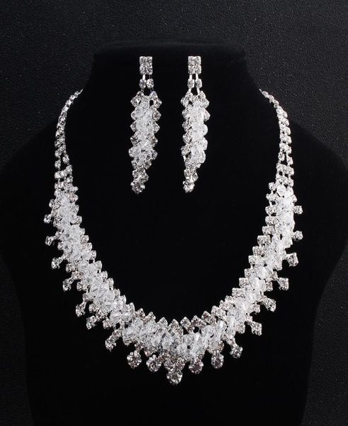 

fashion bridal jewelry sets austrian crystal crowns necklace earrings sets wedding dress accessories for bride tiara sets jce0235524128, Slivery;golden