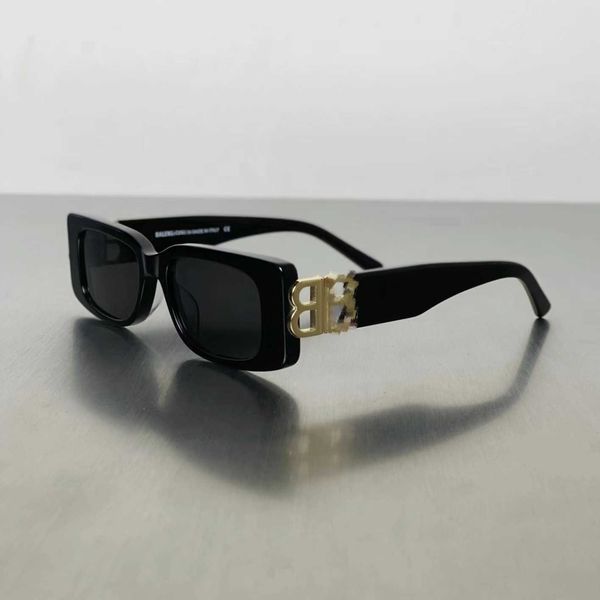 

paris family double b in the wind street p ken dou same n frame plate sunglasses for women, White;black