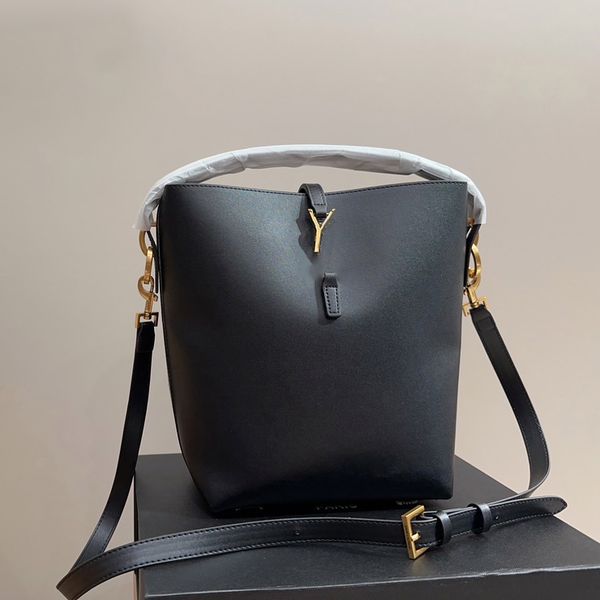 

leather shoulder bag women designer le 37 bucket bag handbag 01