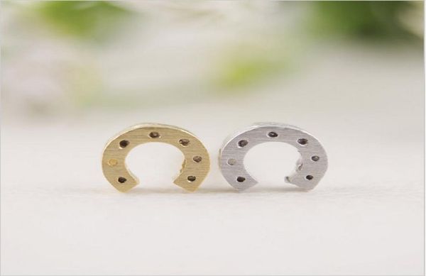 

specially designed for women's fashion horseshoe earrings, llow stud earrings wholesale section woman the gift7654497, Golden;silver