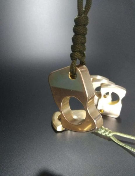 

brass knuckles defense ring selfdefense tool breakable window defense tools key pendant4206244