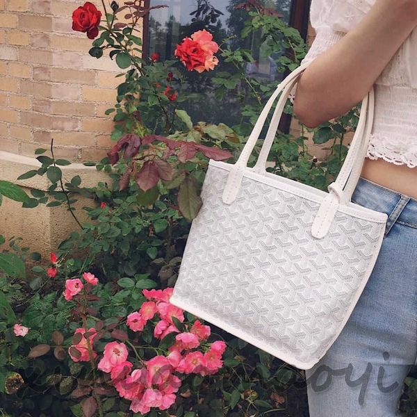 

luxurys genuine leather mini weekend shopping bag designers double sided totes beach fashion shoulder famous cross body hangbag with wallet