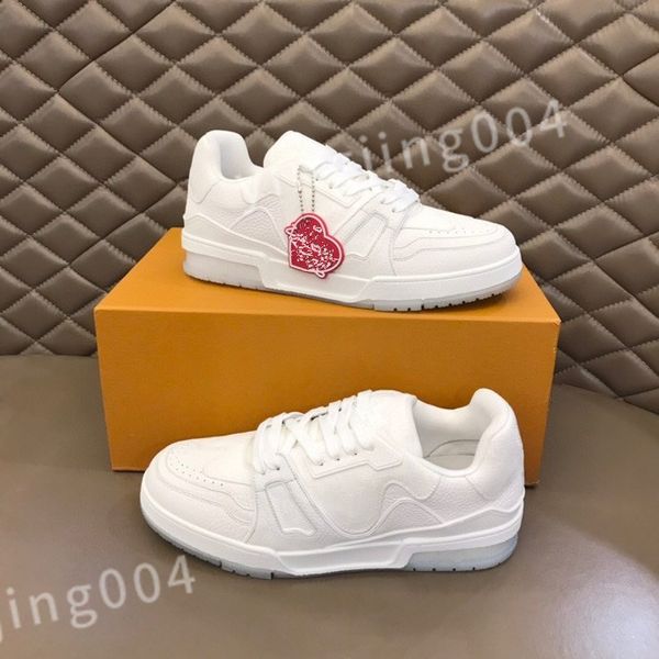 

2023 new luxurys man woman downtown leather sneakers sporty shoes wholesale white black blue casual shoe rubber sole trainer sneaker size 39