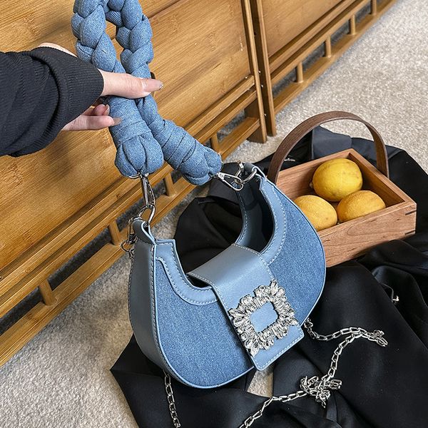 

factory wholesale ladies shoulder bags 3 colors this year's popular denim woven handbag niche design diamond chain bag sweet buckle han