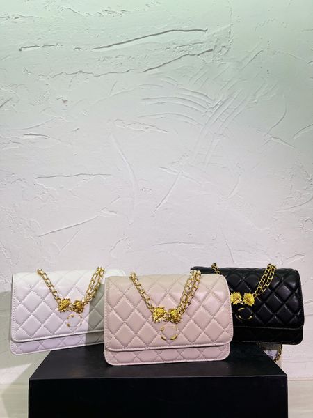 

designer bag tote bag chan bag diamond lattice bag new chain bag casual handbag crossbody bag new women's bag three-color