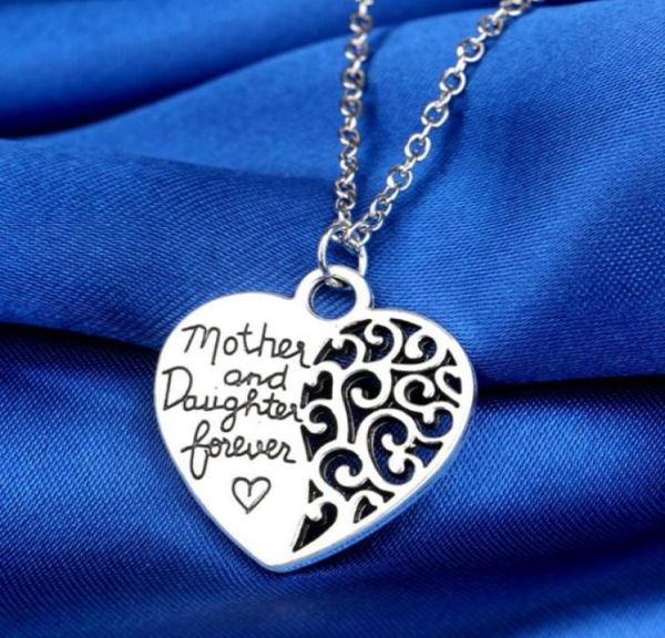 

fashion motherdaughter love quotmomquot pendant necklaces hollow out design heart alloy necklace for mother039s day gifts 22485112511427, Silver