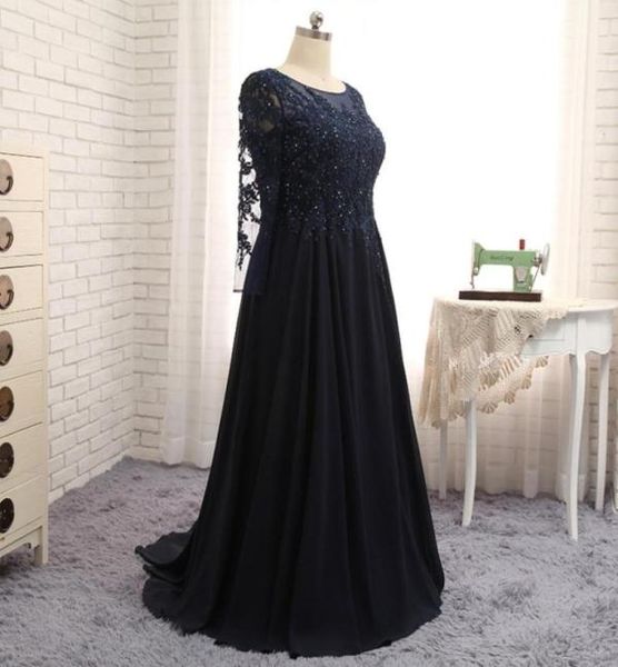 

2017 new arrival dark navy mother of the bride dresses plus size scoop long sleeves chiffon sheer with applique shining sequins be8651411, Black;red