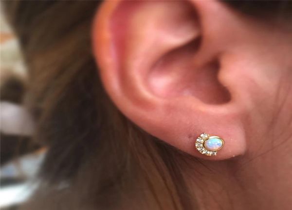 

korean sparking zircon round white fire opal earrings for women prong stud wedding jewelry small cute earring4444316, Golden;silver
