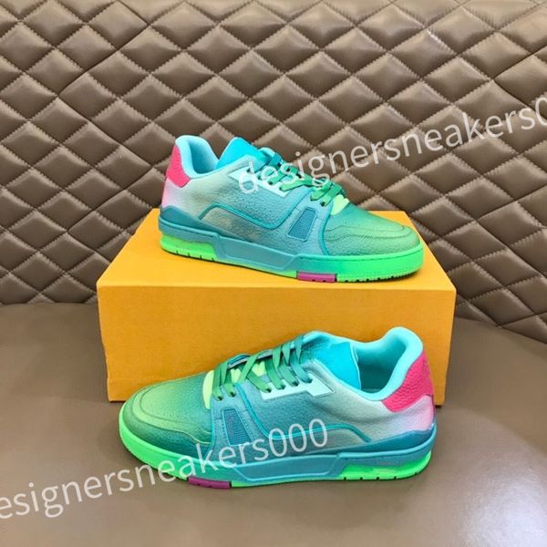 

2023 new luxury fashion men casuals shoes thick bottoms running sneakers popular elastic band low leather designer outdoor run casual athle, Black