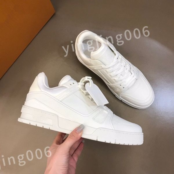 

2023 new luxurys casual shoes travel leather elastic sneaker fashion lady flat designer running trainers letters woman shoe platform men gym, Black