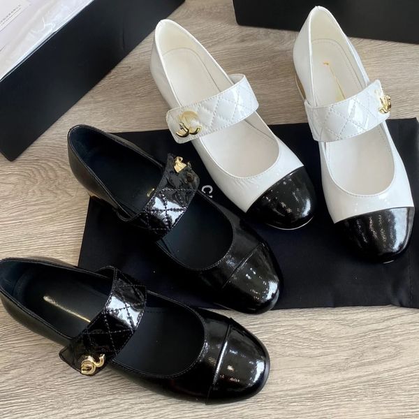 

dress shoes designer ballet shoes spring and autumn pearl gold chain fashion new flat boat shoes women lazy dance loafers black women's