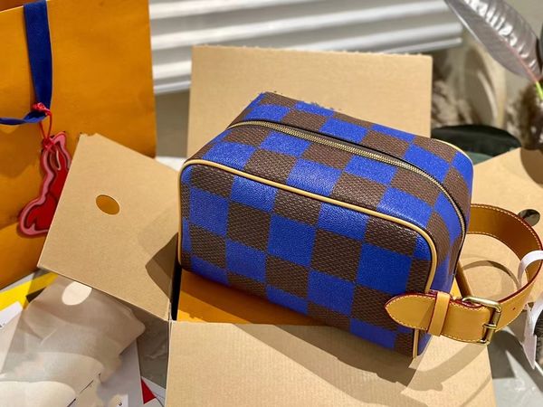 

new luxury designer bag men's travel toilet bag fashion design women's wash bag large capacity cosmetics bag cosmetic bag