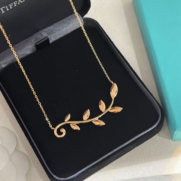 

luxury pendant necklace tiff paper flower brand designer s925 sterling silver leaf flower charm short chain choker with box party gift for w