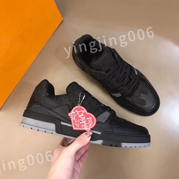 

2023 new skate shoes designer women men platform defender shoe sneakers tenis casual fashion shoe plus casual shoes rd0803, Black