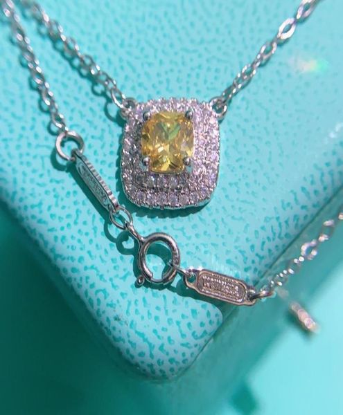 

necklaces luxury designer necklace ladies pendant diamond inlay shape charming elegant temperament fashion versatile trendy jewelr1673836, Silver